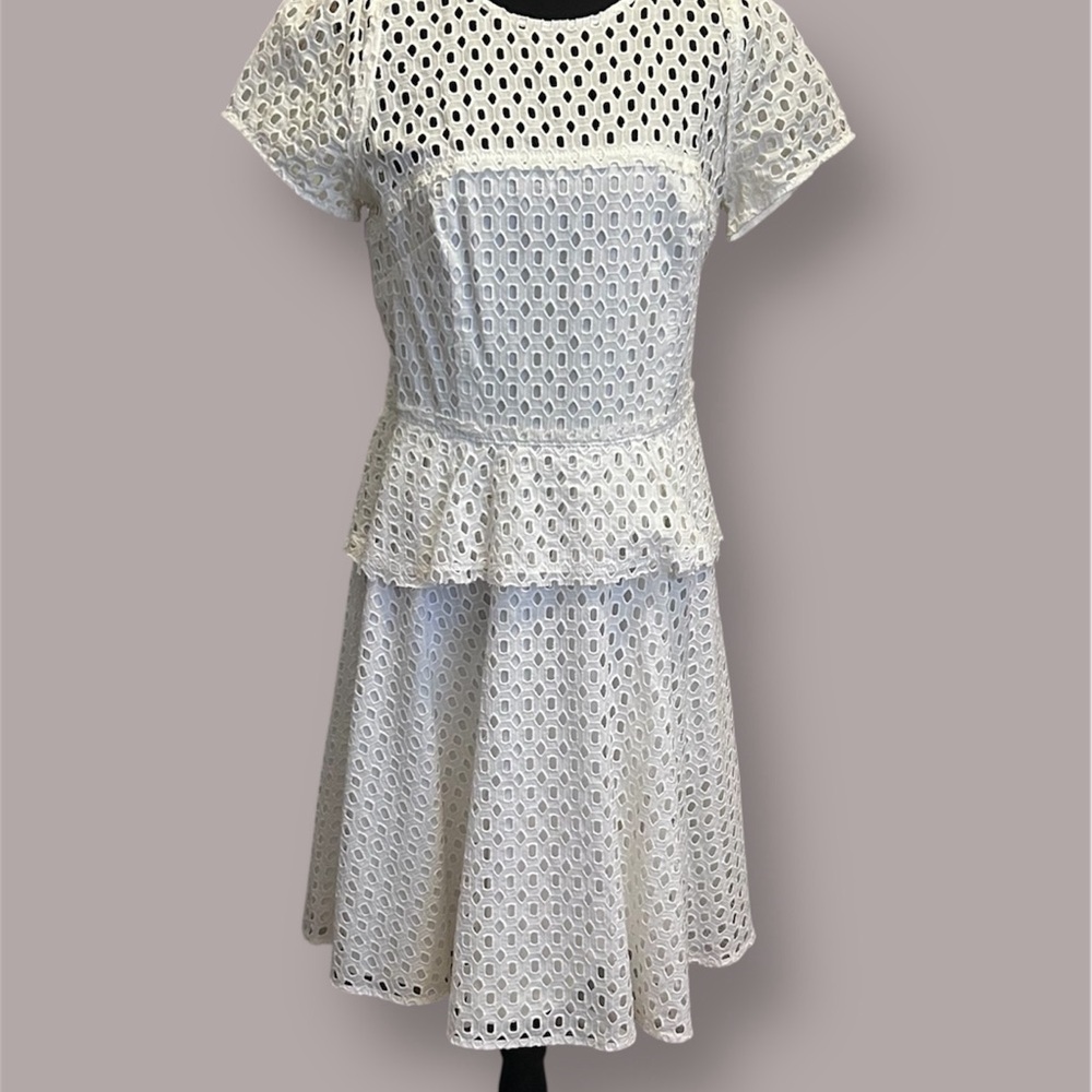 Banana Republic Coastal Cowgirl White Eyelet Peplum Dress Size 10